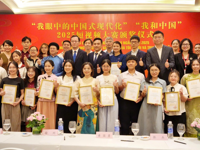 - Ảnh 3. - Ảnh 3.