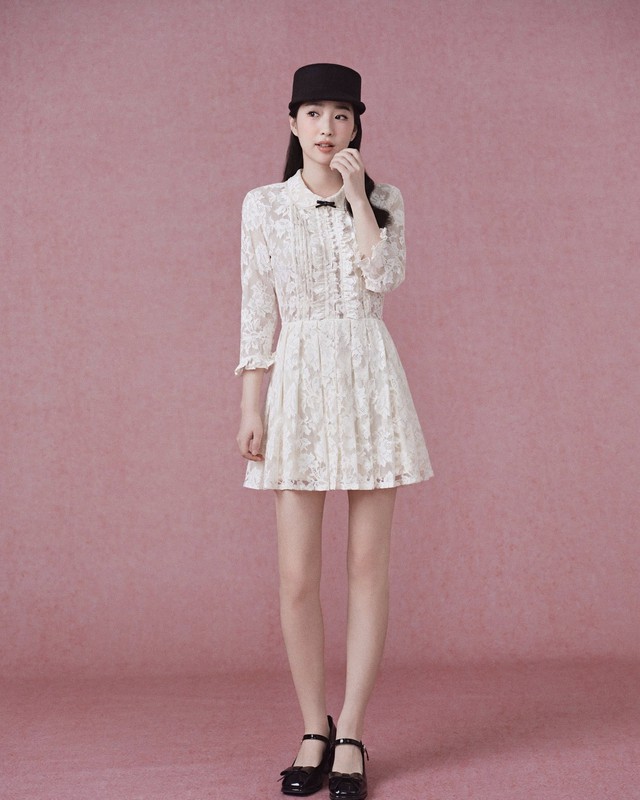 Thanh lịch và quý phái cùng vải ren tinh xảo- Ảnh 7.