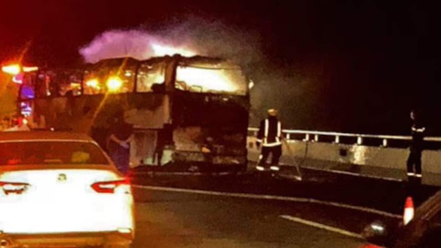 Tai nạn xe khách Ả Rập Xê Út khiến hàng chục người hành hương thiệt mạng - Ảnh 1. Tai nạn xe khách Ả Rập Xê Út khiến hàng chục người hành hương thiệt mạng - Ảnh 1.