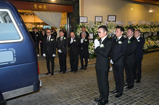 Âu Dương Chấn Hoa, Miêu Kiều Vỹ tiễn đưa 'trùm vai phụ' Hứa Thiệu Hùng- Ảnh 3.