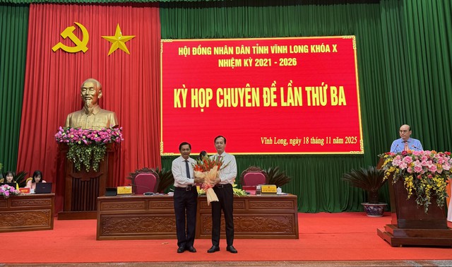 Ông Trần Trí Quang làm Chủ tịch UBND tỉnh Vĩnh Long - Ảnh 1.