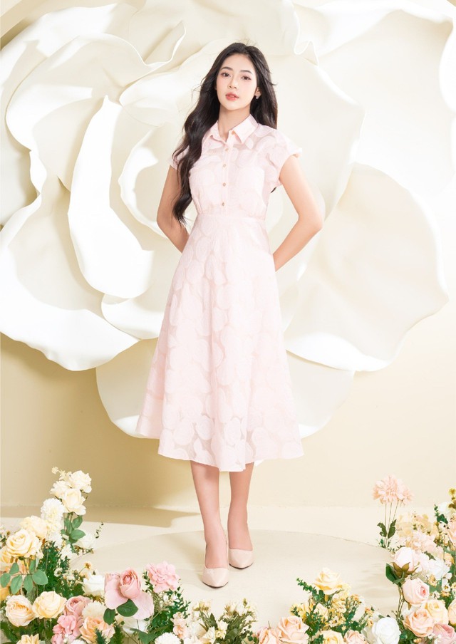 Trong tủ đồ nàng công sở không thể thiếu đầm dáng dài chiết đai - Ảnh 5.