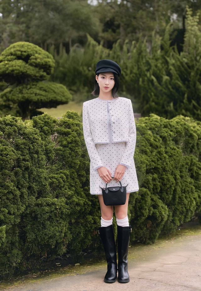 Nâng cấp tủ đồ, khoác lên vẻ ngoài cá tính với áo khoác ngắn - Ảnh 5.