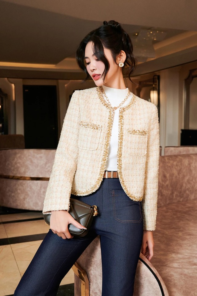 Nâng cấp tủ đồ, khoác lên vẻ ngoài cá tính với áo khoác ngắn - Ảnh 8.