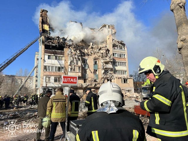 Chiến sự Ukraine ngày 1.365: Nội bộ Kyiv xáo trộn, Ternopil chịu thiệt hại lớn  - Ảnh 4.