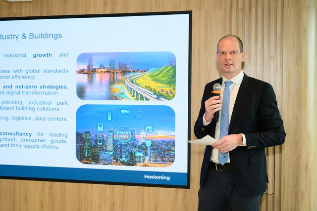 Dòng vốn FDI vào ngành công nghiệp Việt Nam vẫn đang diễn ra mạnh- Ảnh 1.