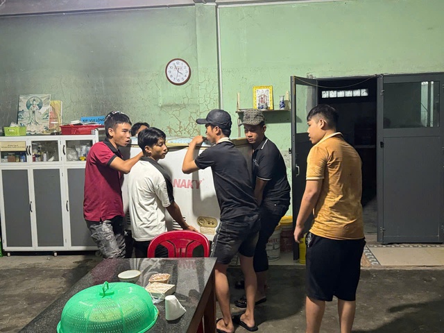 Gia Lai, Đắk Lắk, Khánh Hòa khẩn cấp chống lũ lịch sử - Ảnh 9.