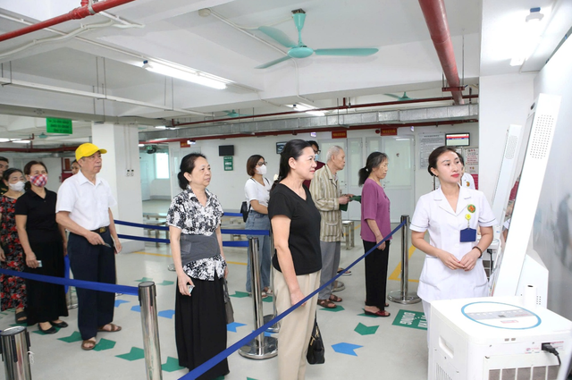 Viettel Solutions tăng tốc triển khai Bệnh án điện tử, thúc đẩy y tế thông minh - Ảnh 1. Viettel Solutions tăng tốc triển khai Bệnh án điện tử, thúc đẩy y tế thông minh - Ảnh 1.