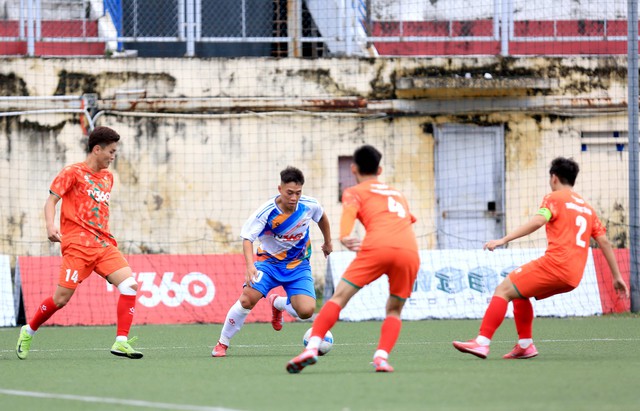 Trường ĐH Thủy Lợi v&agrave; HUPES thắng tưng bừng, nhiều đội 'c&oacute;ng' v&igrave; thời tiết qu&aacute; lạnh- Ảnh 1.