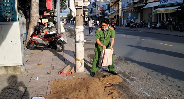 Đồng Tháp: 2 thanh niên tử vong trên vỉa hè lúc rạng sáng - Ảnh 2.