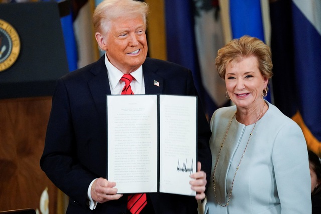 Mỹ bắt đầu giải thể Bộ Giáo dục - Ảnh 1.