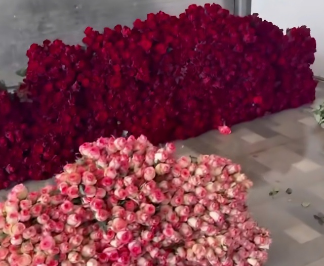 Mùa hoa 20.11 giữa mưa lũ buồn của người trồng hoa, buôn hoa Đà Lạt - Ảnh 4.