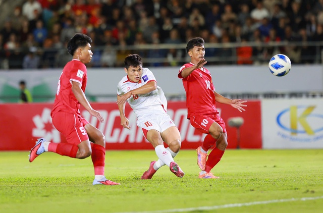 Echipa Laos 0-0 Vietnam, calificări Cupa Asiei 2027: Șutul lui Tuan Hai a lovit bara transversală - Foto 2.