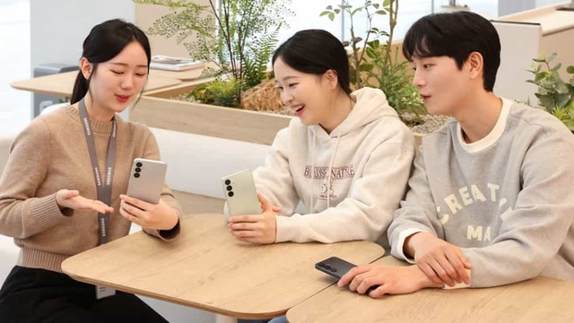 One UI 8 'hạ cánh' hai mẫu điện thoại Galaxy phổ biến - Ảnh 1.