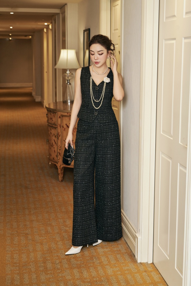 Định hình sự chuyên nghiệp nơi công sở với áo gile- Ảnh 8. Định hình sự chuyên nghiệp nơi công sở với áo gile- Ảnh 8.