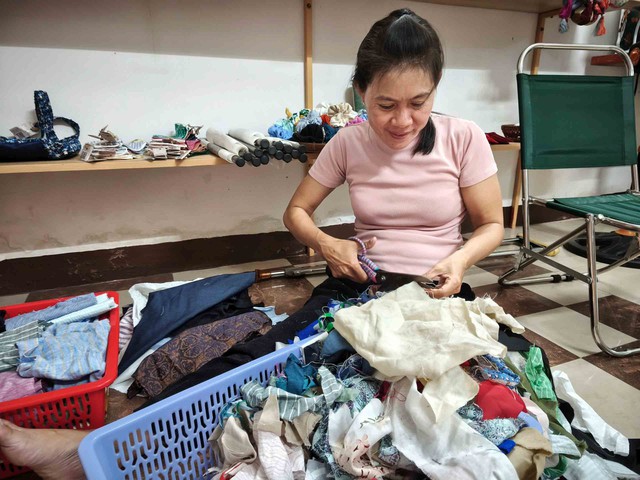 Khi vải vụn hóa thời trang xanh- Ảnh 3.