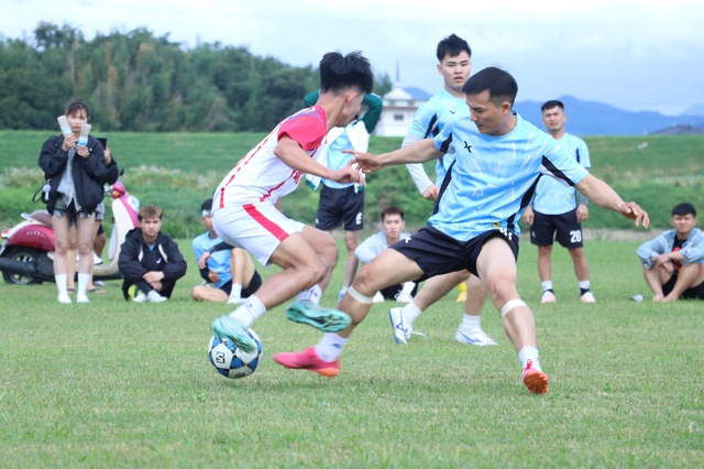 Giải bóng đá người Việt tại Nhật ủng hộ đồng bào miền Trung gặp thiên tai- Ảnh 3. Giải bóng đá người Việt tại Nhật ủng hộ đồng bào miền Trung gặp thiên tai- Ảnh 3.