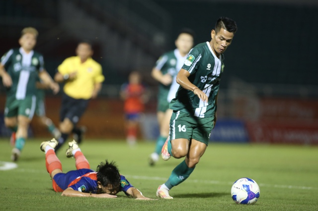 C&ocirc;ng Phượng vẫn phải dự kh&aacute;n, Trường Tươi Đồng Nai thắng ngược nghẹt thở đội cuối bảng - Ảnh 4.