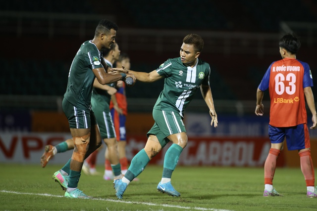 C&ocirc;ng Phượng vẫn phải dự kh&aacute;n, Trường Tươi Đồng Nai thắng ngược nghẹt thở đội cuối bảng - Ảnh 6.