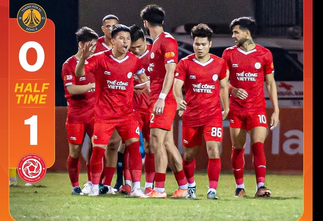 'Si&ecirc;u phẩm' s&uacute;t xa gi&uacute;p Thể C&ocirc;ng Viettel đ&aacute;nh bại Thanh H&oacute;a: T&aacute;c giả kh&ocirc;ng ăn mừng b&agrave;n thắng&hellip; - Ảnh 2.