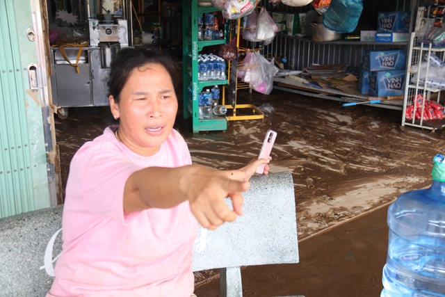 Cận cảnh thôn Phong Phú tan hoang sau vụ vỡ hồ chứa nước gây tang thương - Ảnh 2. Cận cảnh thôn Phong Phú tan hoang sau vụ vỡ hồ chứa nước gây tang thương - Ảnh 2.