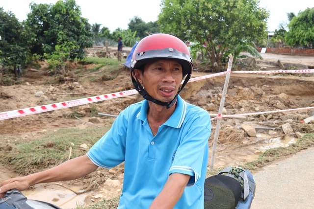 Cận cảnh thôn Phong Phú tan hoang sau vụ vỡ hồ chứa nước gây tang thương - Ảnh 4. Cận cảnh thôn Phong Phú tan hoang sau vụ vỡ hồ chứa nước gây tang thương - Ảnh 4.