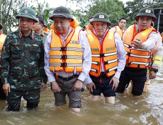 Tin tức đặc biệt trên báo in Thanh Niên 3.11.2025 - Ảnh 1.