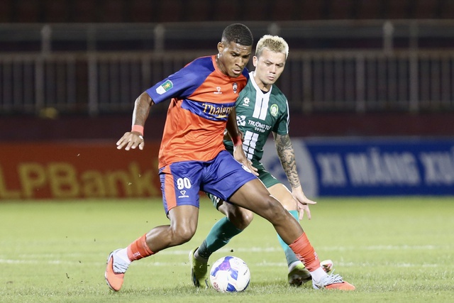 C&ocirc;ng Phượng vẫn phải dự kh&aacute;n, Trường Tươi Đồng Nai thắng ngược nghẹt thở đội cuối bảng - Ảnh 3.