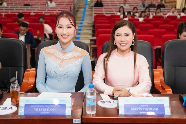 Giám khảo Thanh Thanh, Hoa hậu Quế Anh chọn Hoa hậu Sinh viên Hòa bình Việt Nam- Ảnh 1. Giám khảo Thanh Thanh, Hoa hậu Quế Anh chọn Hoa hậu Sinh viên Hòa bình Việt Nam- Ảnh 1.