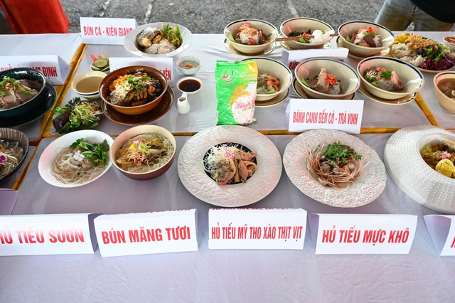 Pizza hủ tiếu và 100 món ngon từ sợi gạo tại TP Hồ Chí Minh - Ảnh 3.