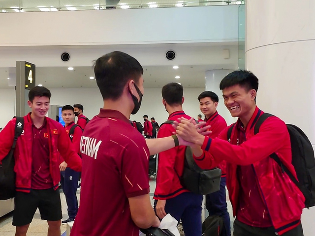 HLV Kim Sang-sik 'chia tay' đội tuyển Việt Nam: Bắt đầu nhiệm vụ đặc biệt- Ảnh 3. HLV Kim Sang-sik 'chia tay' đội tuyển Việt Nam: Bắt đầu nhiệm vụ đặc biệt- Ảnh 3.