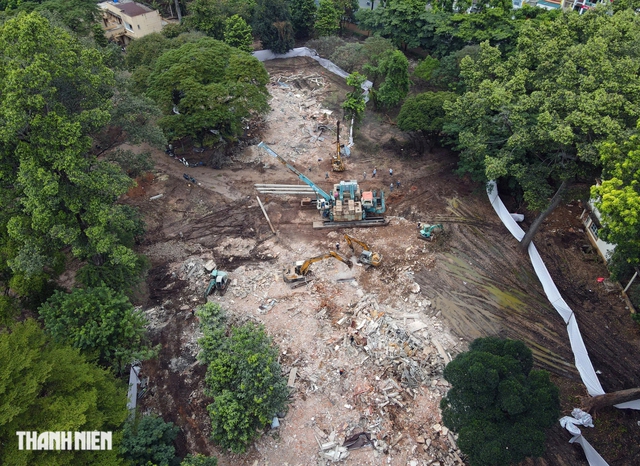 TP.HCM lý giải việc tháo dỡ 3 biệt thự Chú Hỏa và giữ lại 4 căn còn lại- Ảnh 4. TP.HCM lý giải việc tháo dỡ 3 biệt thự Chú Hỏa và giữ lại 4 căn còn lại- Ảnh 4.