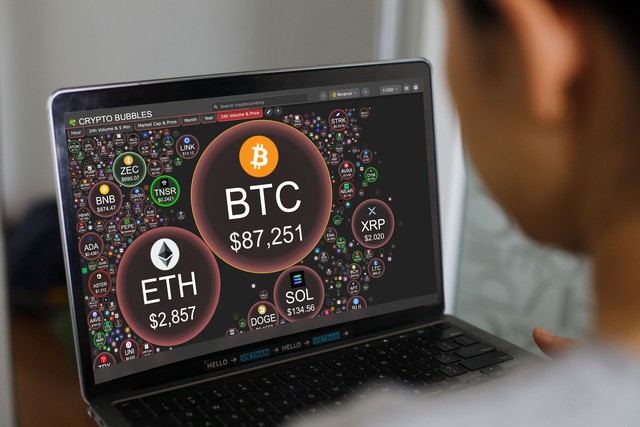 Gi&aacute; Bitcoin h&ocirc;m nay ng&agrave;y 21.11.2025: BTC li&ecirc;n tục thủng đ&aacute;y - Ảnh 1.