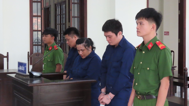 Đồng Nai: Nhận lệnh từ 'sếp' bên Campuchia để mua bán ma túy, 3 người lãnh án tù- Ảnh 2. Đồng Nai: Nhận lệnh từ 'sếp' bên Campuchia để mua bán ma túy, 3 người lãnh án tù- Ảnh 2.
