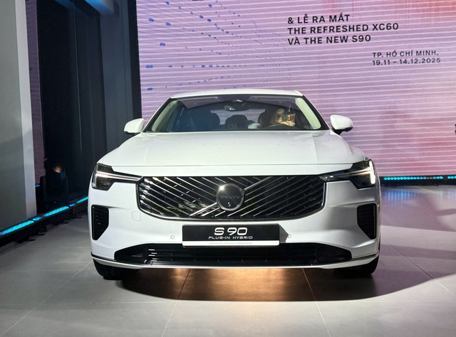 Bộ đôi Volvo XC60 và S90 mới giá từ 2,3 tỉ đồng tại Việt Nam - Ảnh 4.
