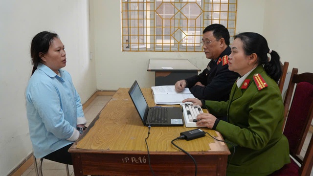 Bị bắt sau 8 năm lẩn trốn v&igrave; tội mua b&aacute;n người- Ảnh 1.