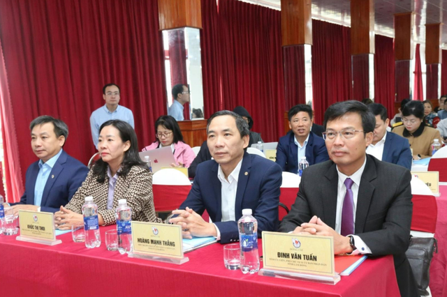 Hội nghị báo chí tại Lâm Đồng: Tăng cường trách nhiệm và đổi mới sau sáp nhập - Ảnh 4. Hội nghị báo chí tại Lâm Đồng: Tăng cường trách nhiệm và đổi mới sau sáp nhập - Ảnh 4.