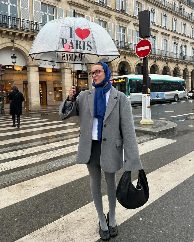 Cảm hứng thời trang mới gọi tên những kiểu quần tất cá tính - Ảnh 4.