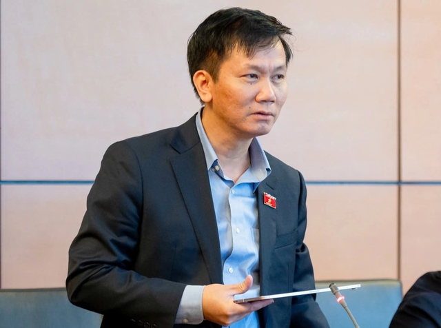 Đại biểu Quốc hội: Con tôi học, tôi cũng phải kèm sát việc sử dụng AI- Ảnh 2. Đại biểu Quốc hội: Con tôi học, tôi cũng phải kèm sát việc sử dụng AI- Ảnh 2.