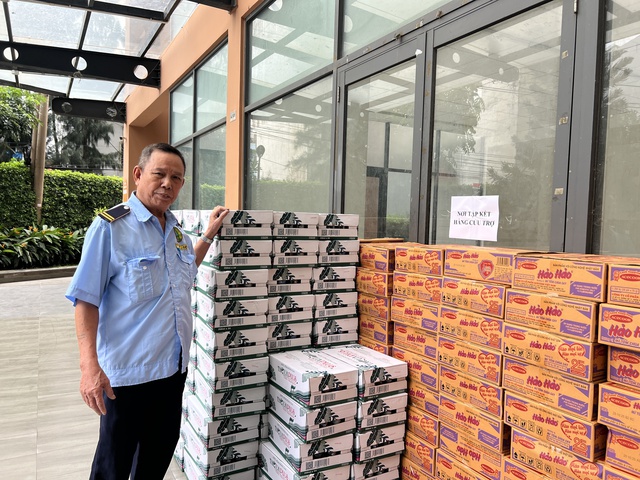 TP.HCM nghĩa t&igrave;nh, gi&uacute;p ngay v&ugrave;ng ngập lụt Ph&uacute; Y&ecirc;n cũ- Ảnh 4.