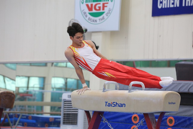 'Hot boy&rsquo; thể dục dụng cụ v&agrave; giấc mơ v&agrave;ng SEA Games 33: Khi bị Th&aacute;i Lan l&agrave;m kh&oacute;- Ảnh 7.