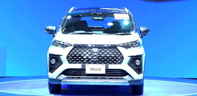 Toyota Veloz Cross Hybrid gi&aacute; từ 472 triệu đồng sẽ về Việt Nam v&agrave;o 2026 - Ảnh 3.