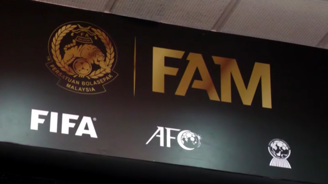 Luật sư Malaysia: Cầu thủ nhập tịch c&oacute; thể kiện FAM nhưng coi chừng 'gậy &ocirc;ng đập lưng &ocirc;ng'- Ảnh 2.