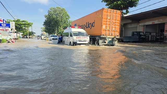 Giải quyết tình trạng ngập lụt tại Cần Thơ Trước thách thức triều cường gia tăng - Ảnh 5. Giải quyết tình trạng ngập lụt tại Cần Thơ Trước thách thức triều cường gia tăng - Ảnh 5.