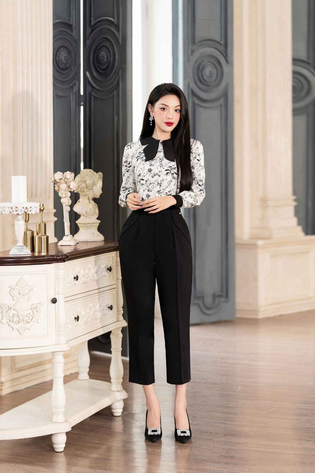 Áo sơ mi phối quần baggy, vẻ đẹp chuẩn công sở cho các quý cô- Ảnh 4. Áo sơ mi phối quần baggy, vẻ đẹp chuẩn công sở cho các quý cô- Ảnh 4.