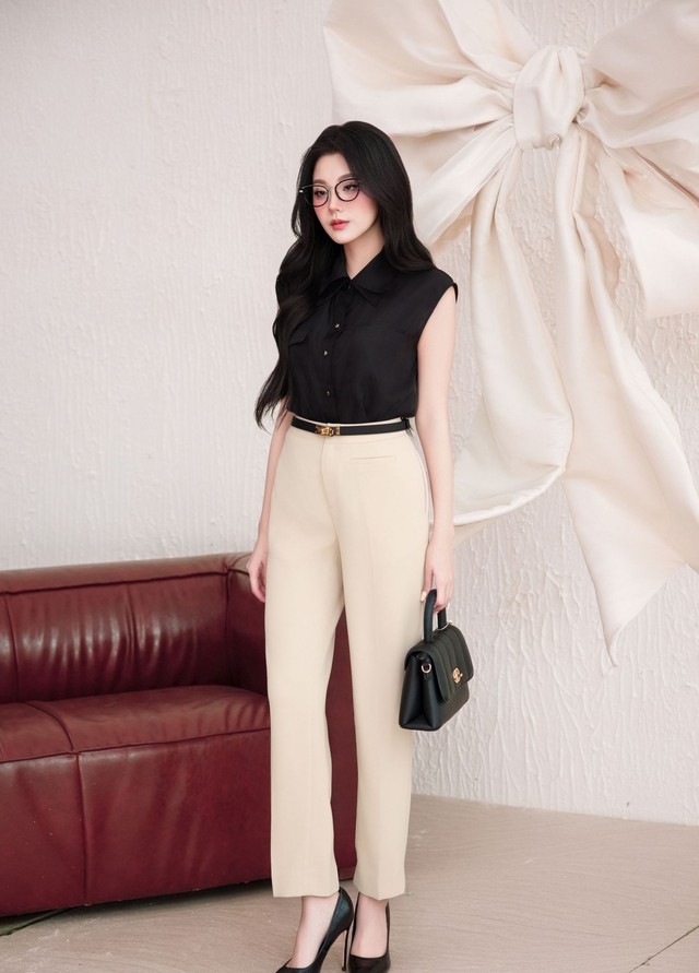 Áo sơ mi phối quần baggy, vẻ đẹp chuẩn công sở cho các quý cô- Ảnh 6. Áo sơ mi phối quần baggy, vẻ đẹp chuẩn công sở cho các quý cô- Ảnh 6.