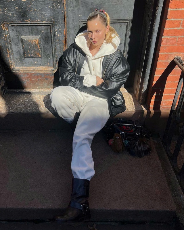 Mùa đông năm nay, ai cũng sẽ mặc chiếc quần nỉ này- Ảnh 6. Mùa đông năm nay, ai cũng sẽ mặc chiếc quần nỉ này- Ảnh 6.