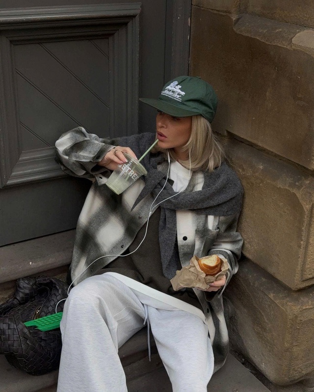 Mùa đông năm nay, ai cũng sẽ mặc chiếc quần nỉ này- Ảnh 8. Mùa đông năm nay, ai cũng sẽ mặc chiếc quần nỉ này- Ảnh 8.