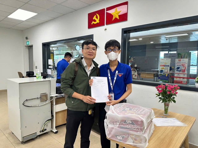 Tuổi trẻ Metro chung tay sẻ chia khó khăn với đồng bào vùng lũ lụt miền Trung - Ảnh 4.