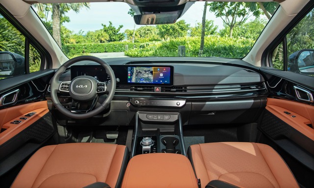 MPV gia đ&igrave;nh cỡ lớn b&aacute;n chạy nhất Việt Nam giảm gi&aacute; gần 100 triệu  - Ảnh 2.